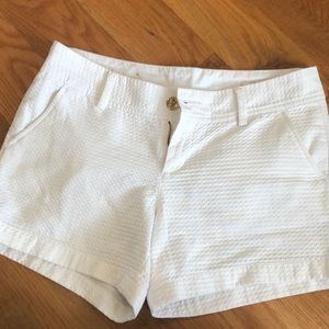 Lilly Pulitzer white 5” Callahan shorts size 6